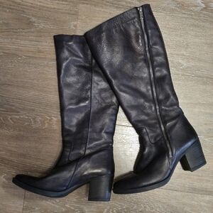Made in Portugal Knee High Lined Leather Block Heeled Zip Up Boots